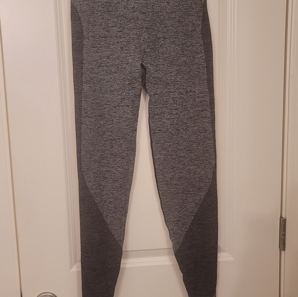 Seamless Leggings by Pink VS